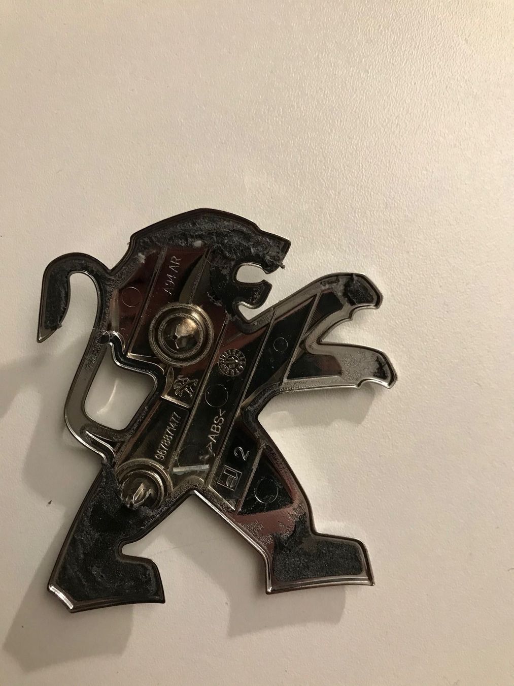 Autres accessoires p. véhicule: Monogramme Peugeot – D'occasion à Meyrin par Sparco05 2