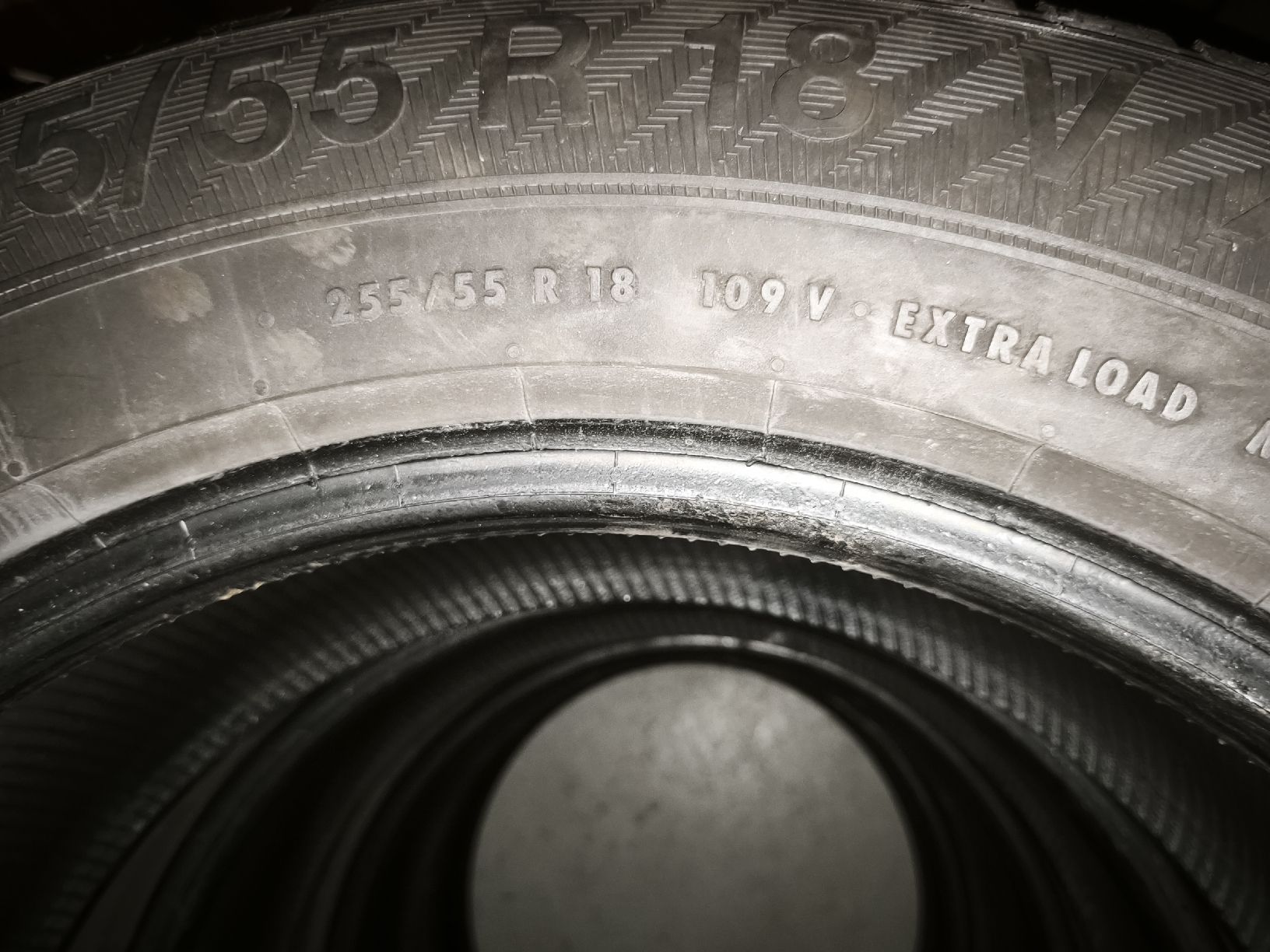 Pneumatici & Ruote complete: Winterreifen 255/55 R18 – Usato da Arbon venduto da verax 1