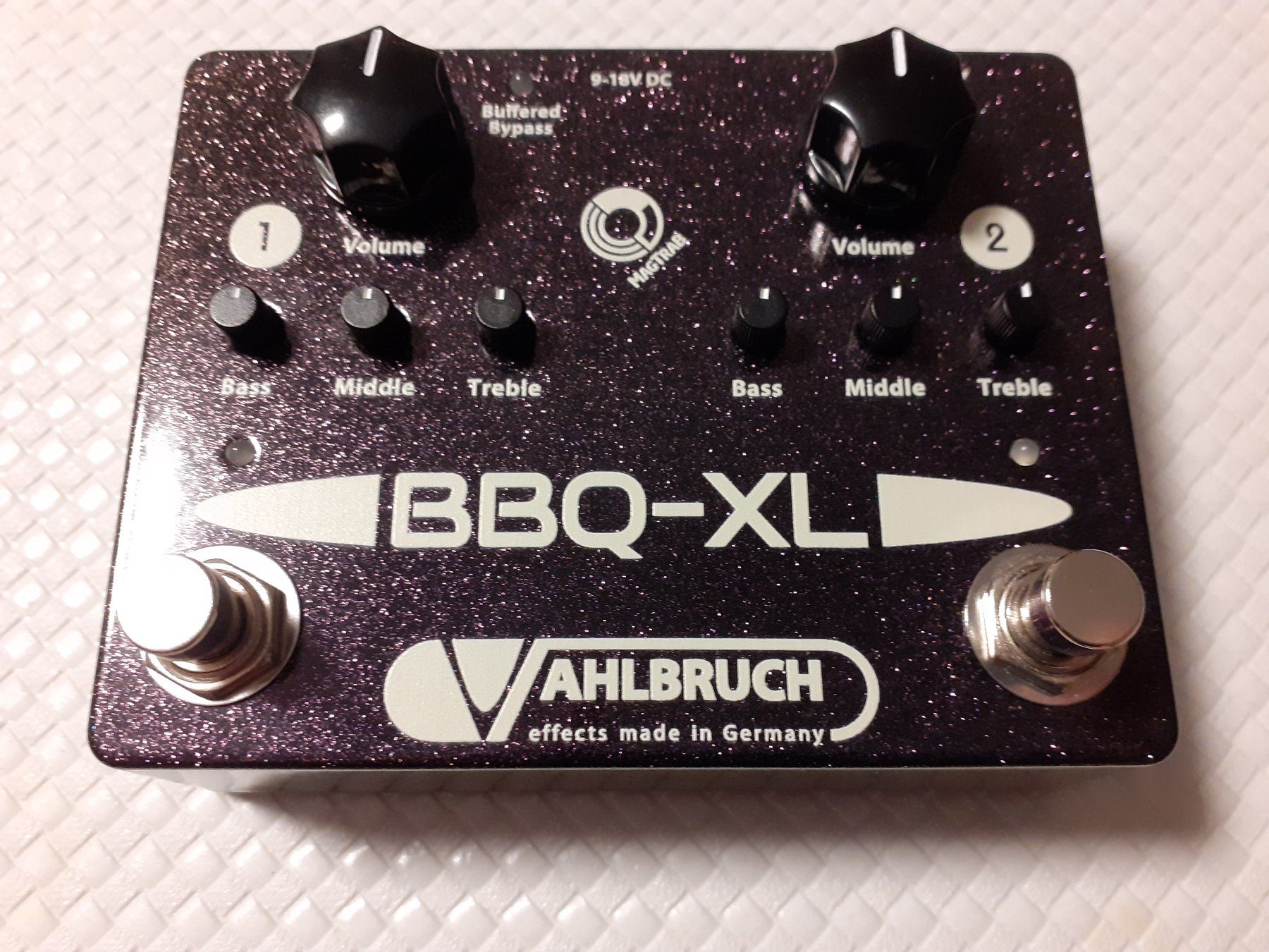 Strumenti musicali: Vahlbruch BBQ-XL (Dual Channel Boost, Buffer & Equalizer) – Nuovo (secondo la descrizione) da Torgon venduto da Guitar223