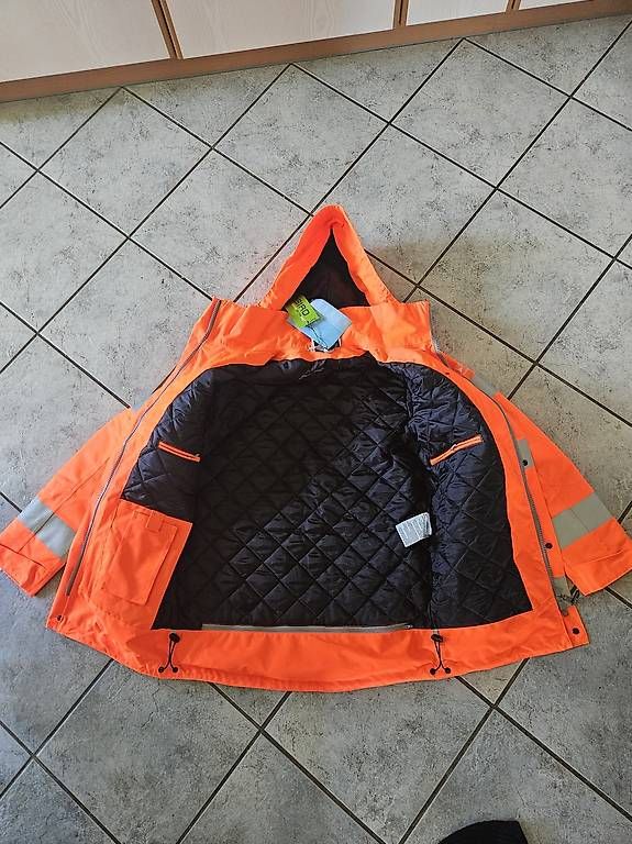 Giacche: Sicherheitsjacke Arbeitsjacke Parka – Usato da Sisikon venduto da bryke 1