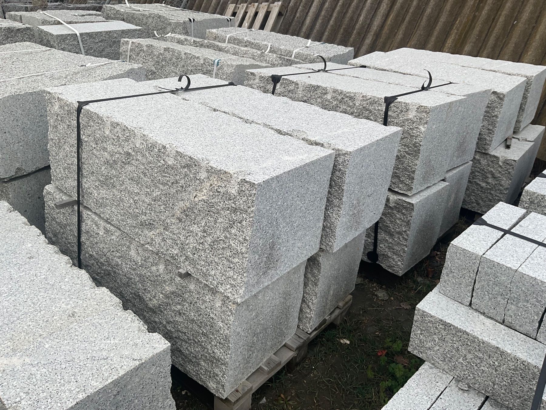 Steine & Dachziegeln: Gestaltungssteine – Neu und originalverpackt aus Flawil von Dawaid1991 1
