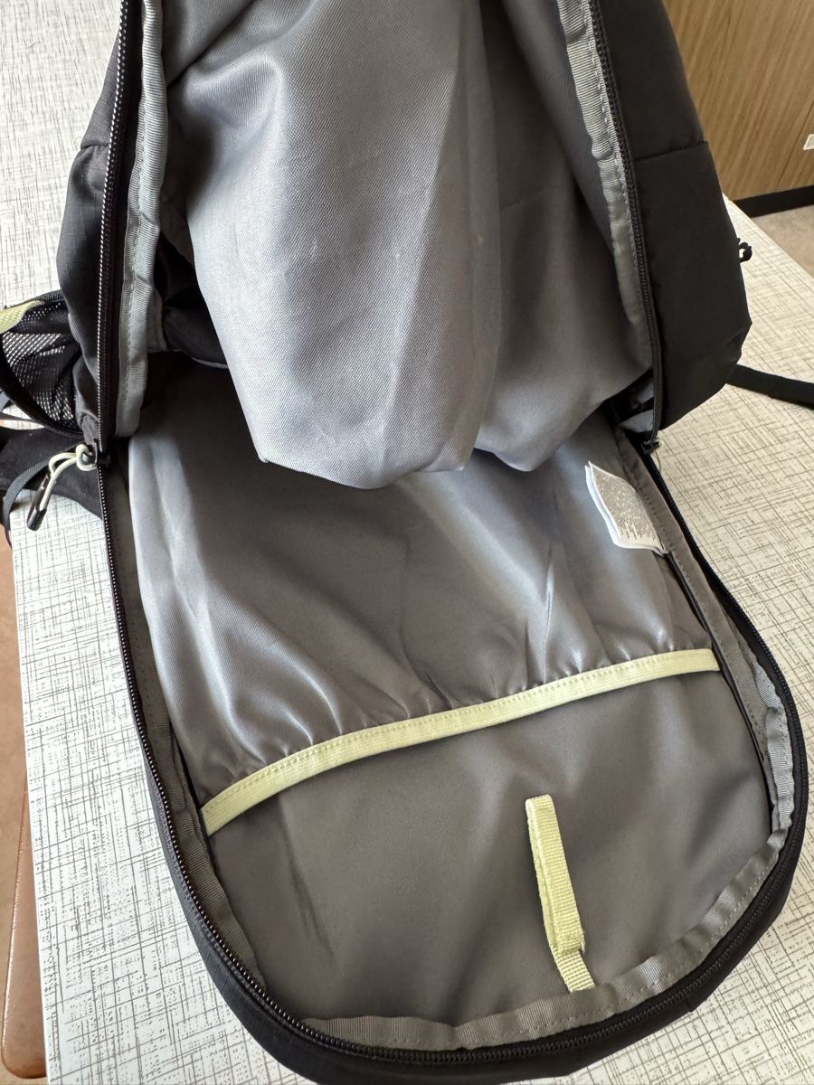 North Face Zaini: The North Face Rucksack - MOVMYNT 26 – Usato da Winterthur venduto da Zahir02 3