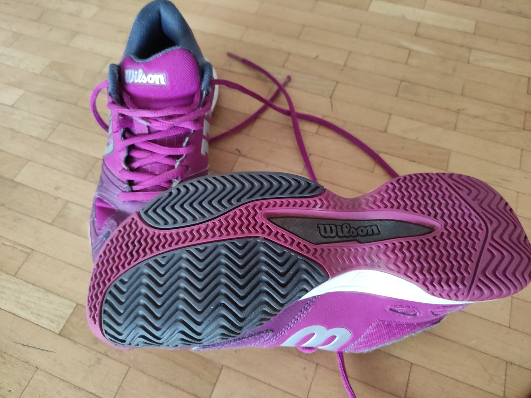 Scarpe da uomo: Wilson Tennisschuhe gr 37 – Usato da Dagmersellen venduto da L.Ga. 1
