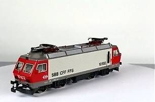 Märklin Modelleisenbahnen: Märklin SBB Lokomotive 3323 – Gebraucht aus Eschenbach von Alicekunst 1