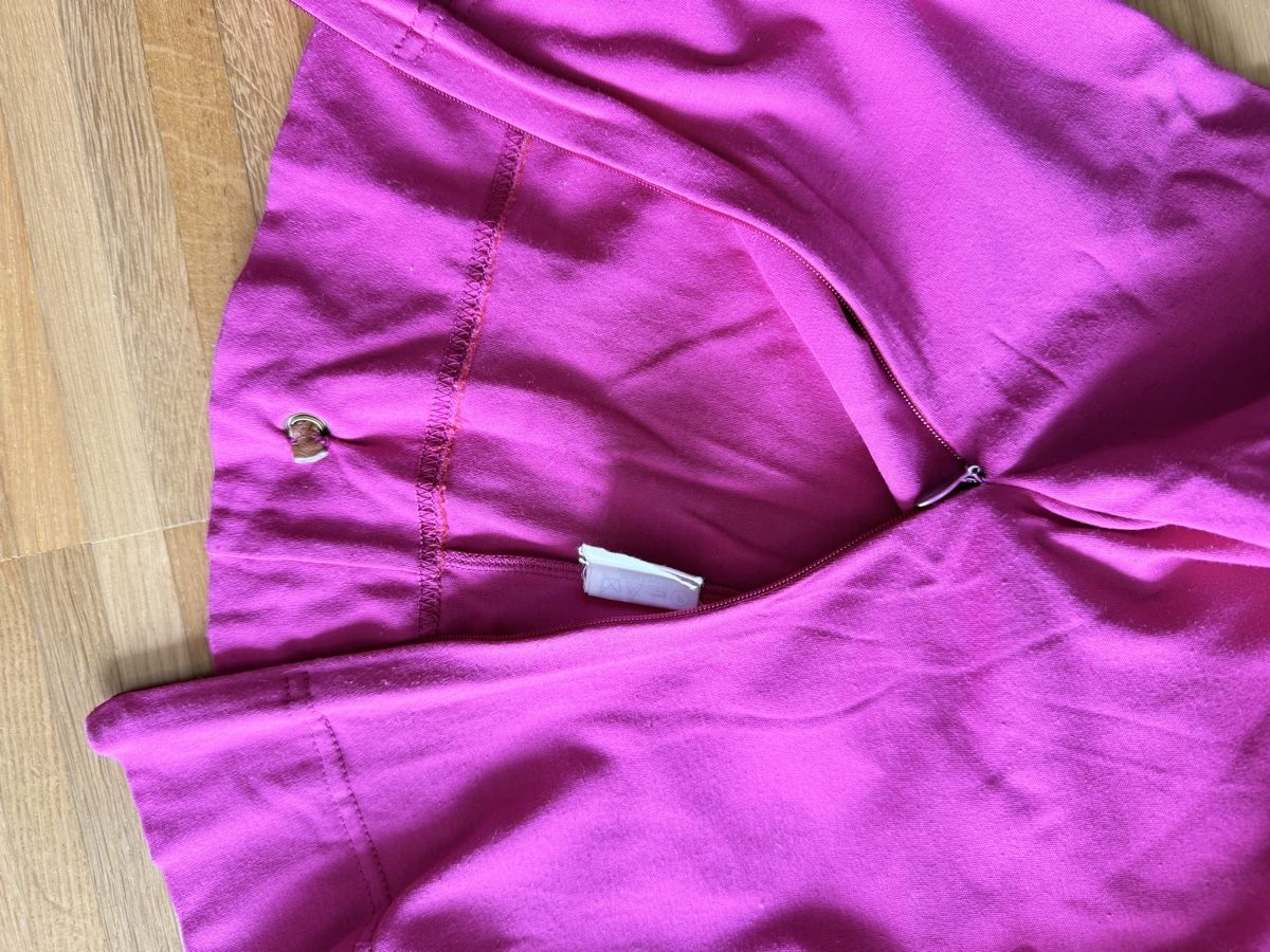 Gianfranco Ferre T-shirt: Gianfranco Ferre pink t-shirt – Usato da Kilchberg ZH venduto da san_hs8y 4