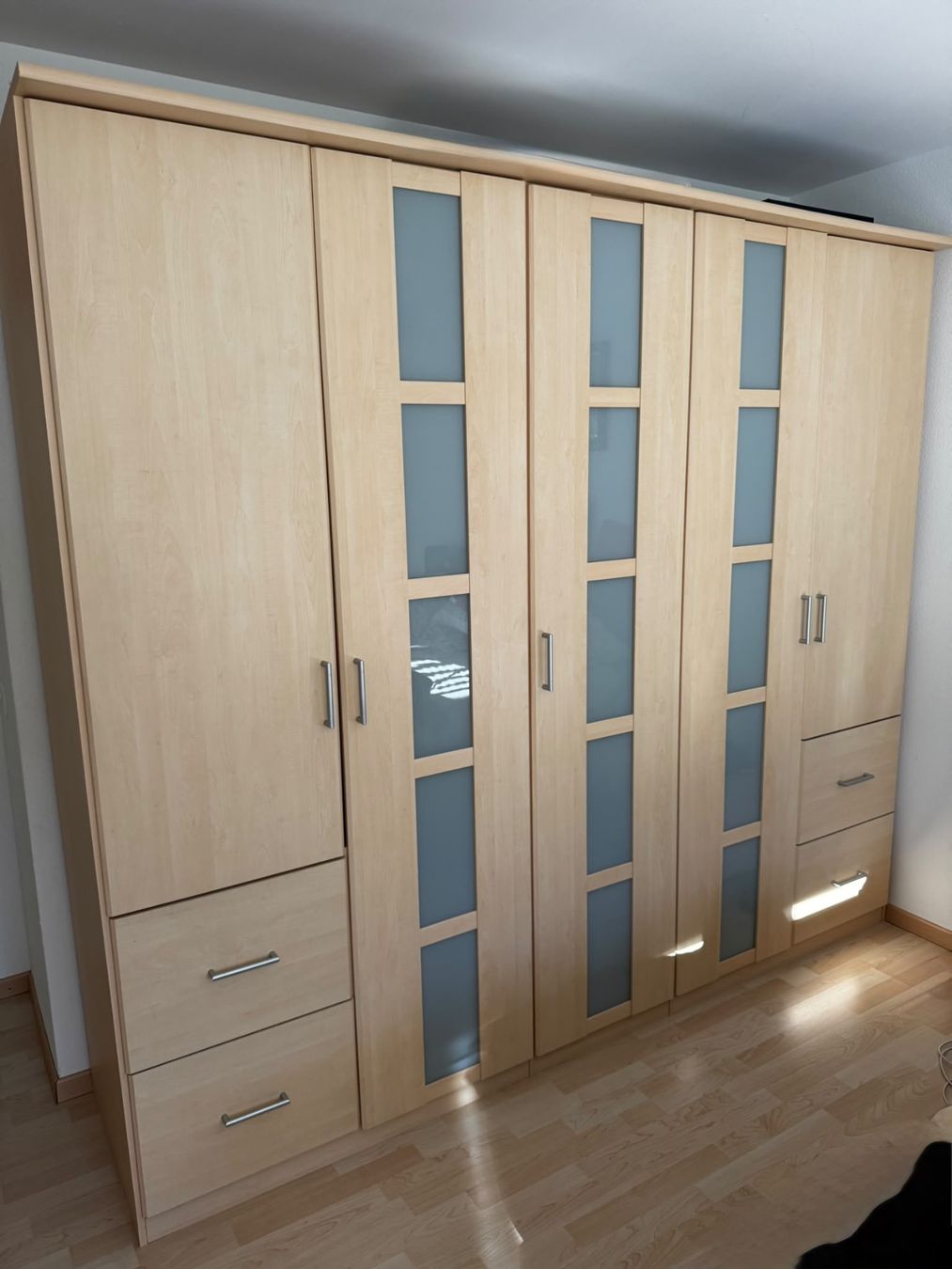 Armadi: Kleiderschrank, Eiche – Usato da Schaffhausen venduto da melindaorschek