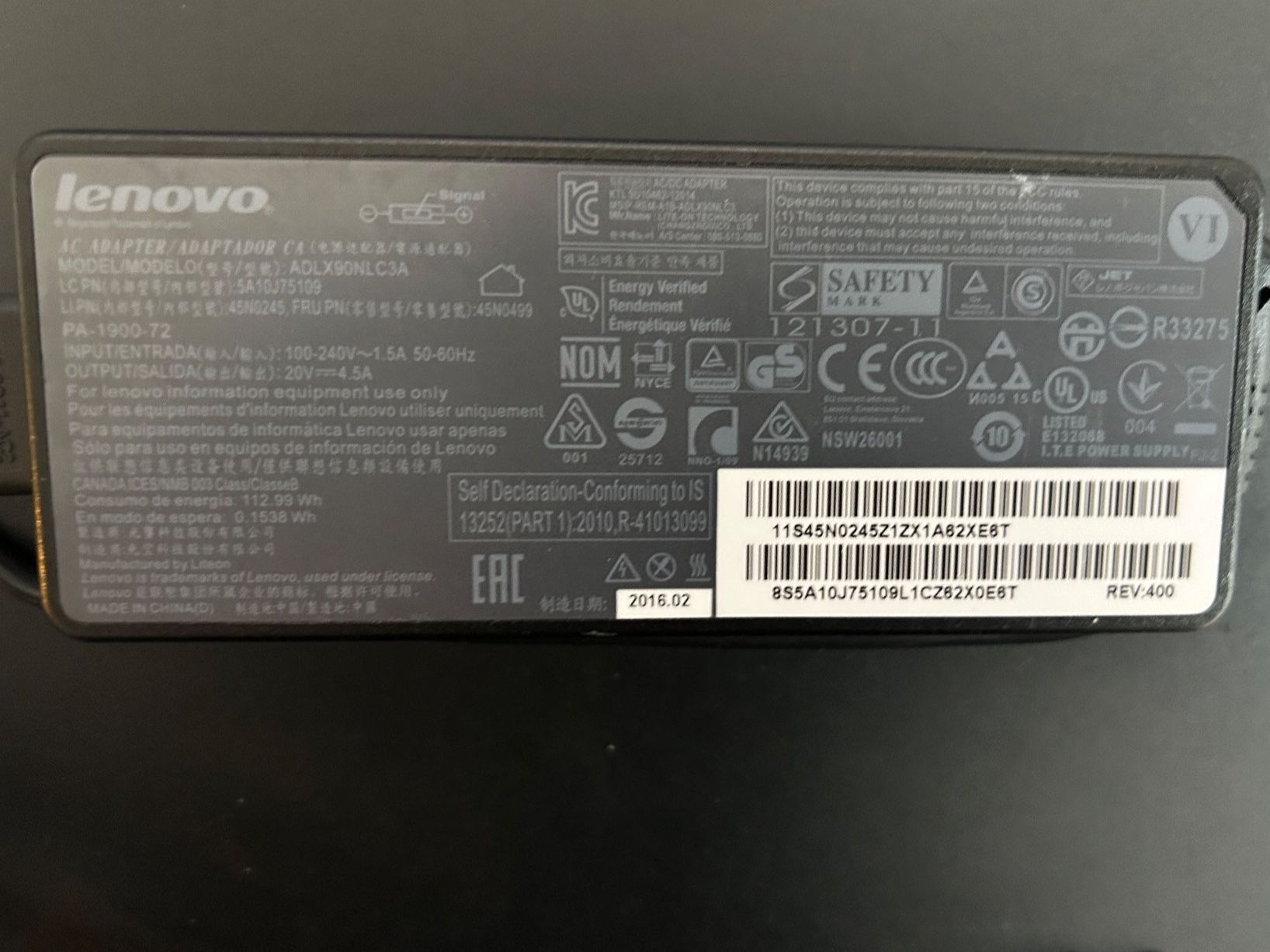 Lenovo Ladegerät: Lenovo Notebook Netzteil mit Square Thinkpad Stecker - 90W – Gebraucht aus Lüsslingen von Piper 2