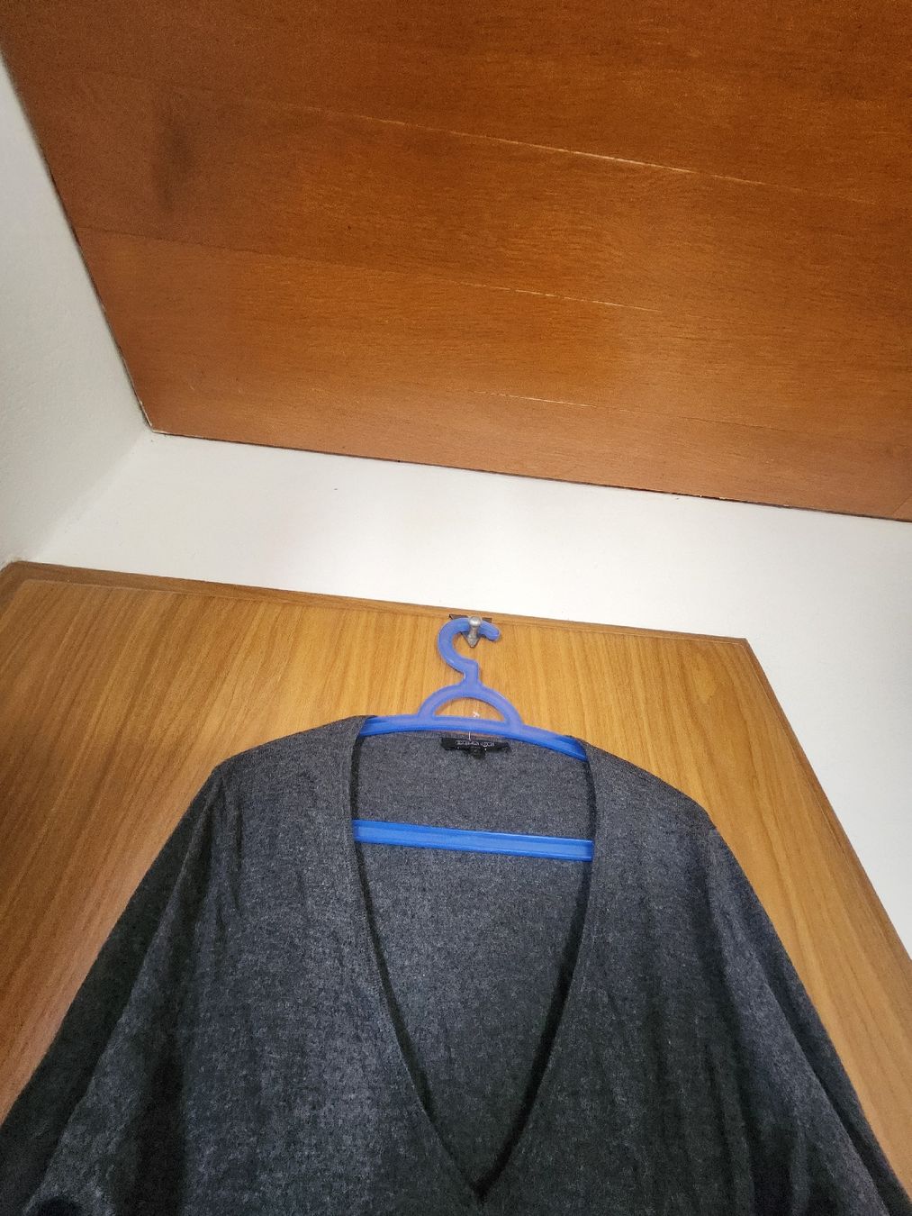George Rech Maglioni & Felpe: Pull Georges Rech cachemire gris foncé taille 4 – Usato da Niedergösgen venduto da Eva2410 2