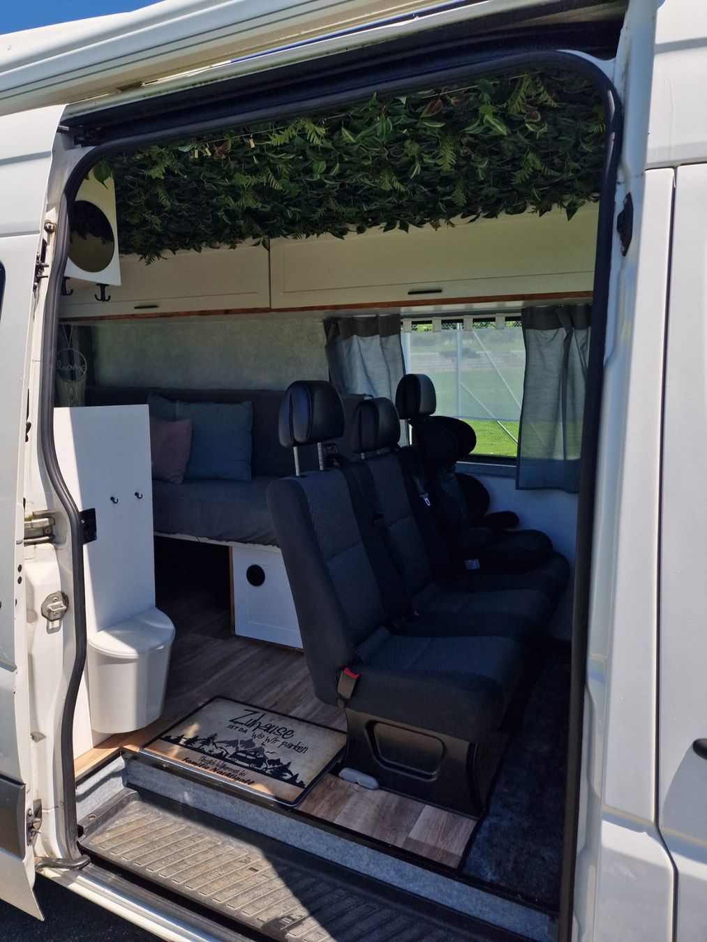 VW Véhicules de camping: VW Crafter VAN – D'occasion à Lostorf par Mat_yh7n 3