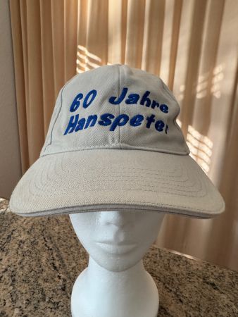Baseball Cap beige mit Stickerei 60 Jahre Hanspeter Neu