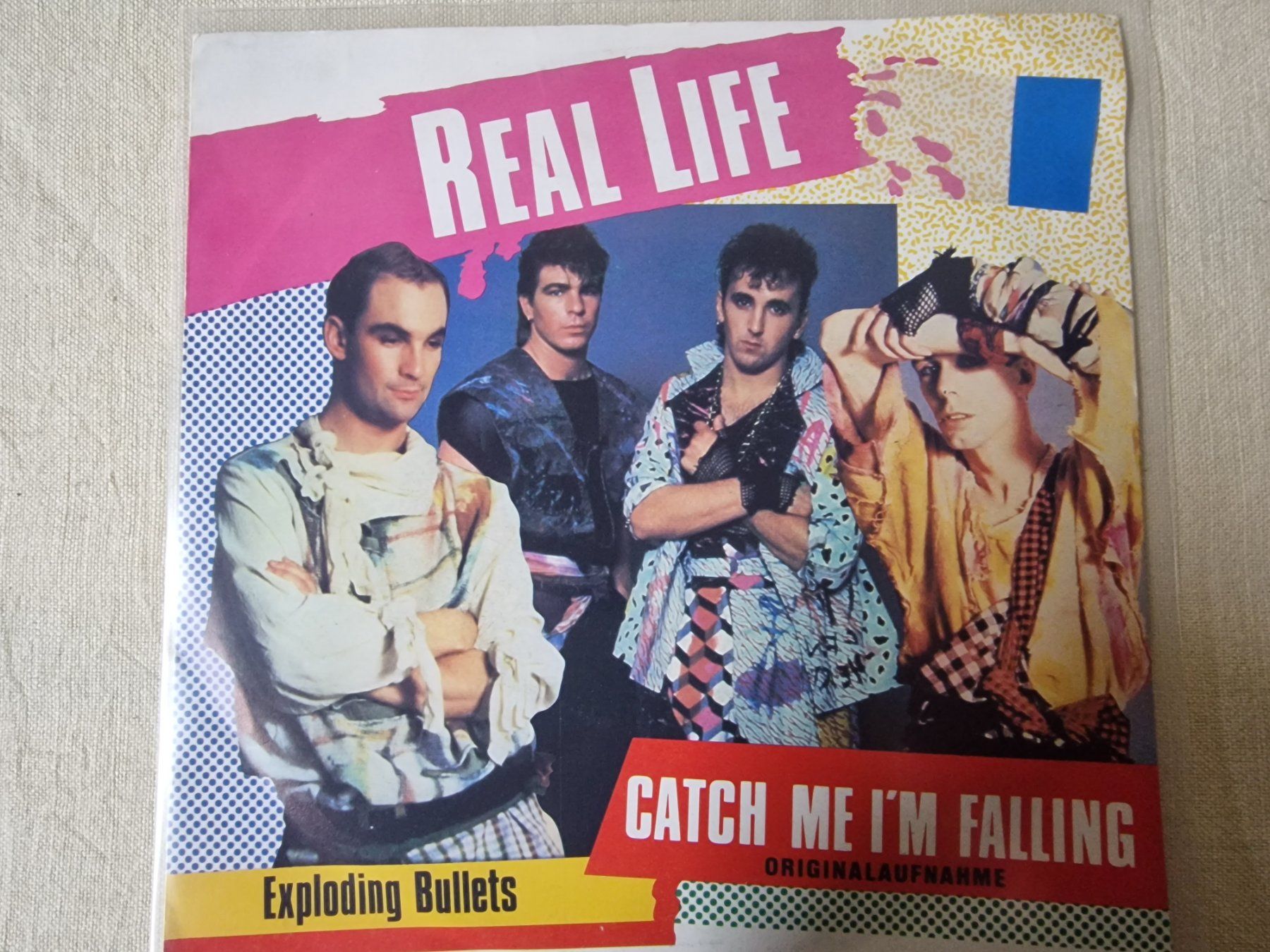 Schallplatten: Real Life Single – Catch Me I'm Falling – Gebraucht aus Root von atelier22