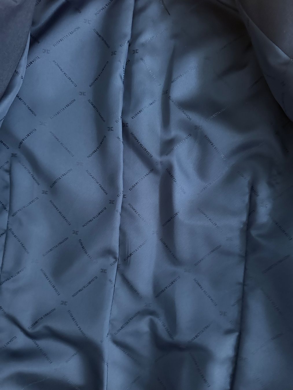 Franchi Tute: ELISABETTA FRANCHI MANTEL Gr.M NEU – Usato da Zürich venduto da LittleChic 4