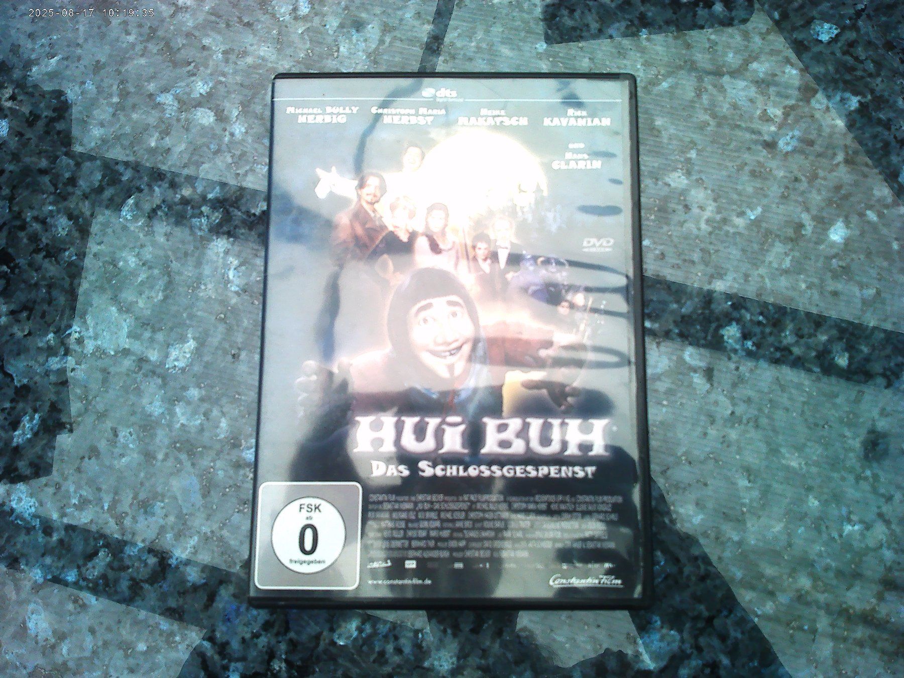 Tutti i DVDs: DVD : Hui Buh - Das Schlossgespenst – Usato da reitnau venduto da Sib7
