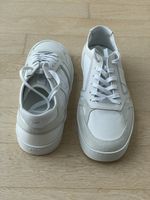 Authentic Fendi Sneakers, weiss, NEU, UK size 11