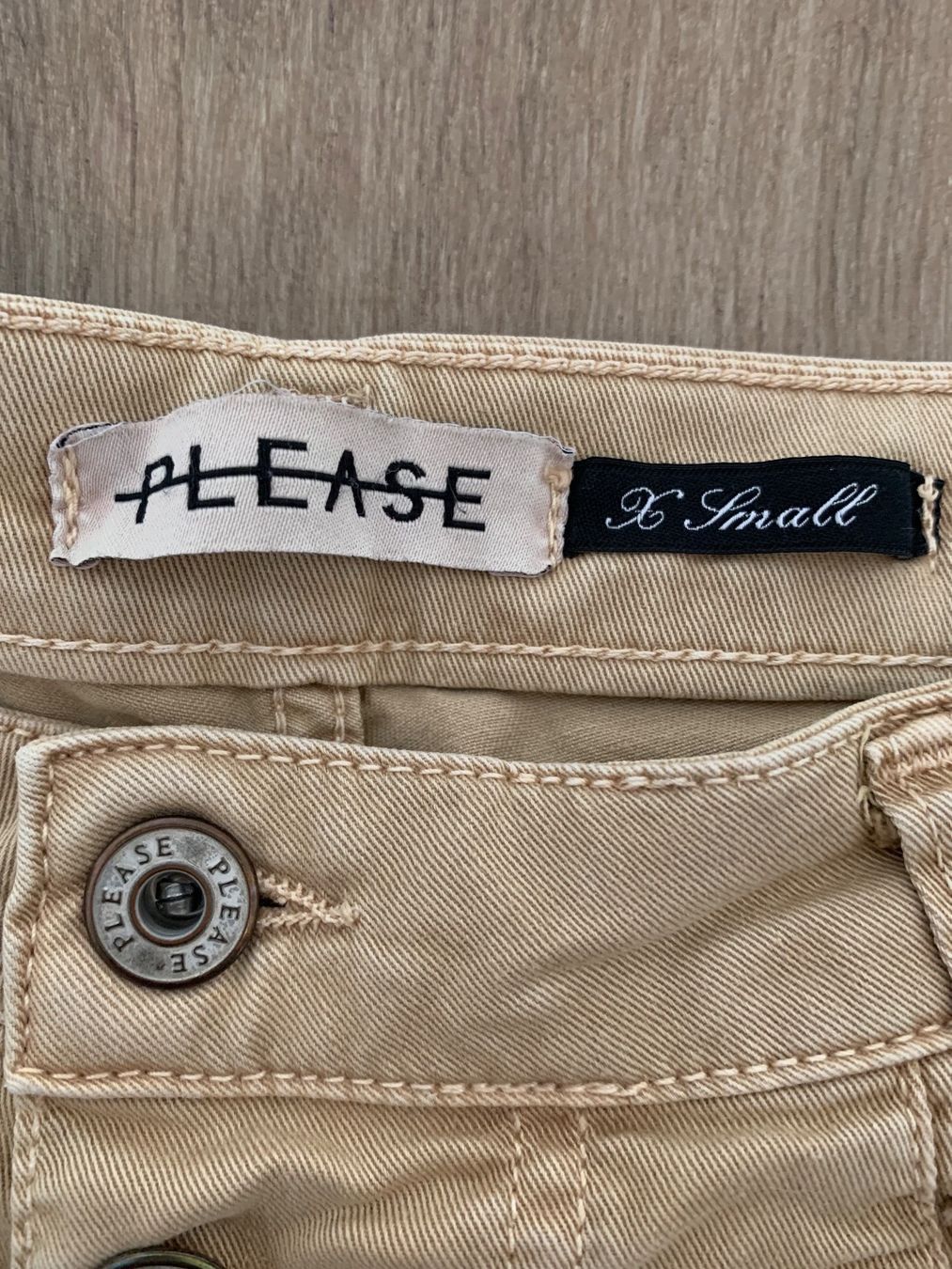 Please Jeans Pantaloni: Please Jeans Hose Gr. XS Small – Usato da Fislisbach venduto da KolibriSecondhand 1