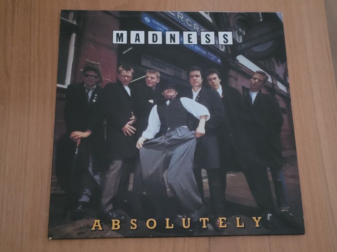 Dischi in vinile: LP  Madness – Usato da Martigny venduto da MZ-67