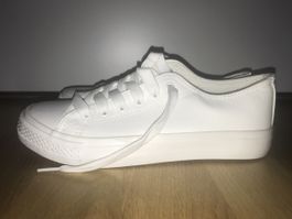 Weisse Lederimitat Schuhe Gr. 37, neuwertig