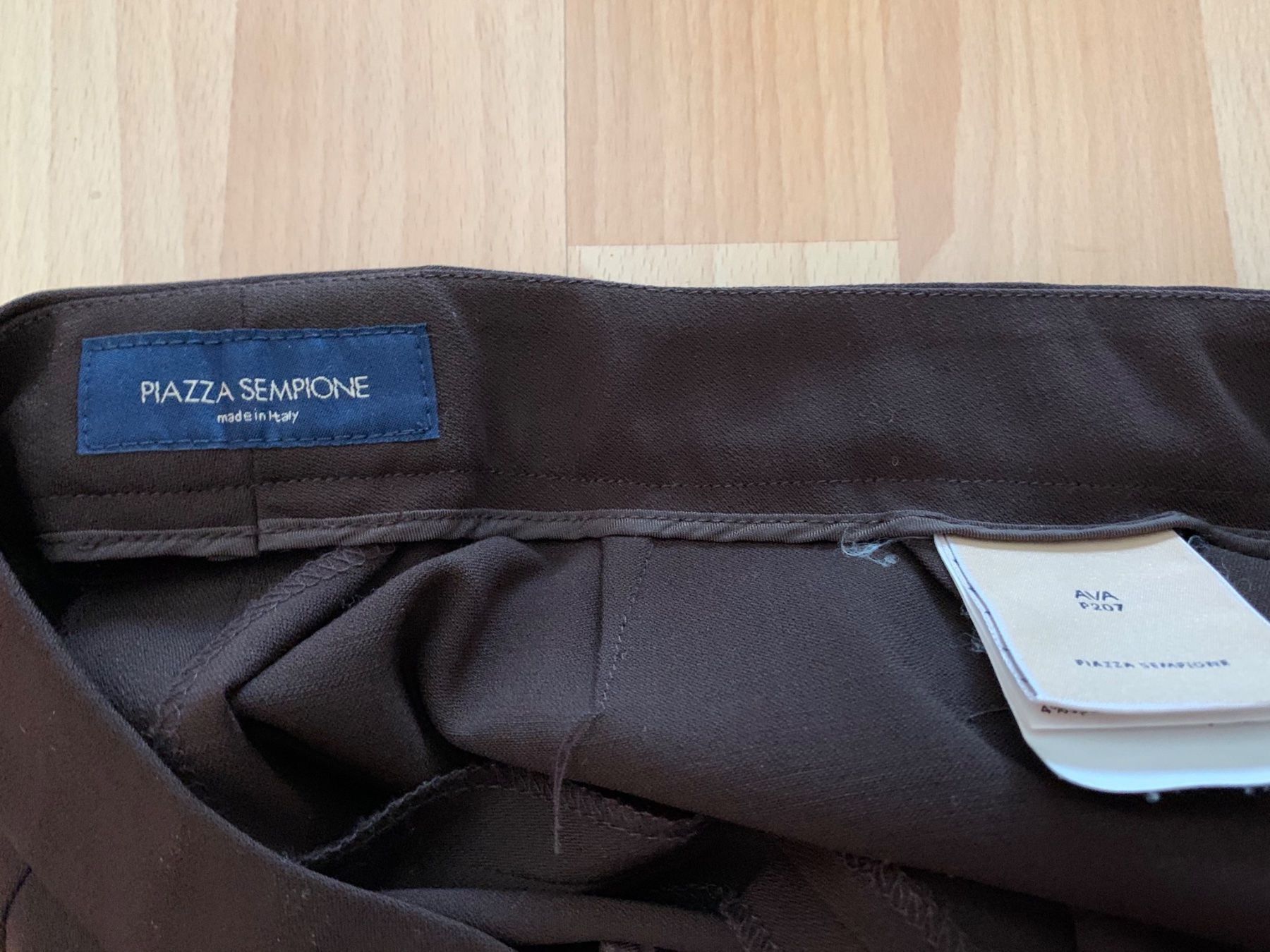 Pantaloni: 2 x elegante Hosen – Usato da Thalwil venduto da Ulurusunset 6
