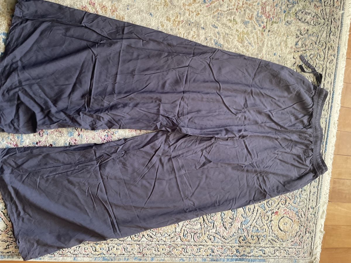 Pantaloni: Wunderschöne violette Baumwollhose Grösse S – Usato da Wahlen b. Laufen venduto da Salome7 2