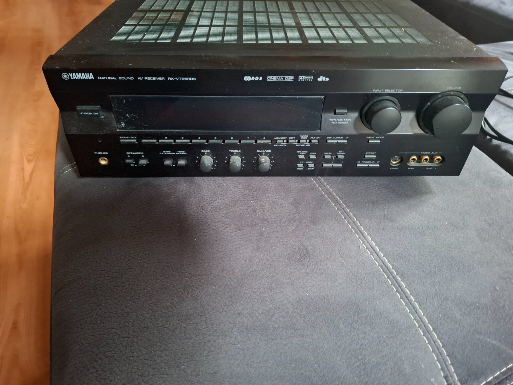 Yamaha Ricevitori: Yamaha RX-V795RDS AV-Receiver - Schwarz – Usato da Hunzenschwil venduto da Hardrock6 1