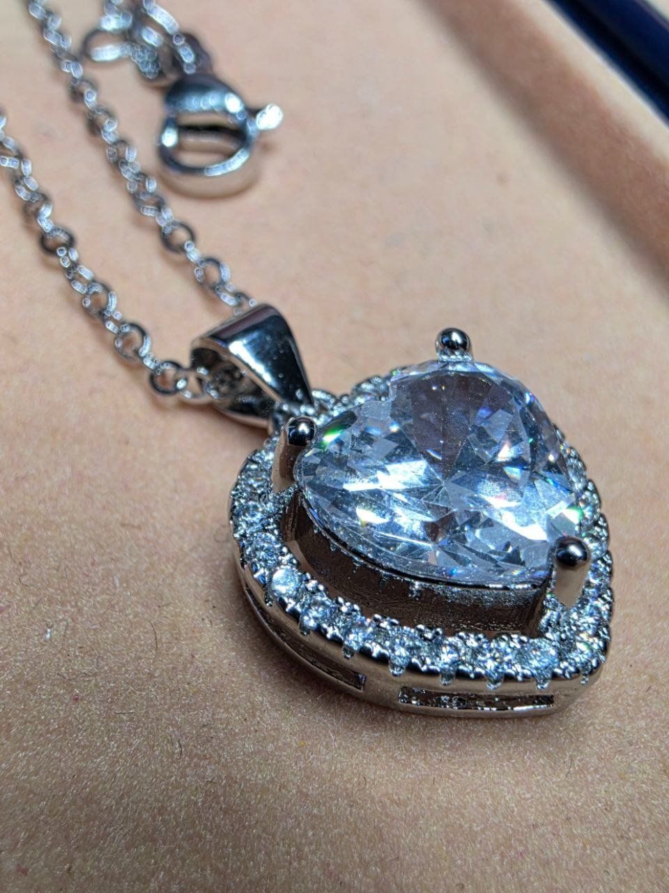 Catenine: Collier argent avec zircons – Nuovo e nell'imballaggio originale da Reconvilier venduto da Tsma67 2
