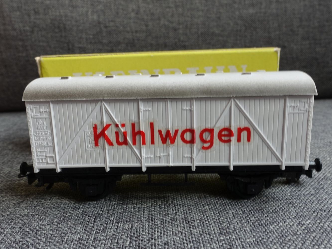 Kleinbahn Modelleisenbahnen: KLEINBAHN No. 320 ÖBB Kühlwagen – Gebraucht aus Wallbach von Sarrows 1