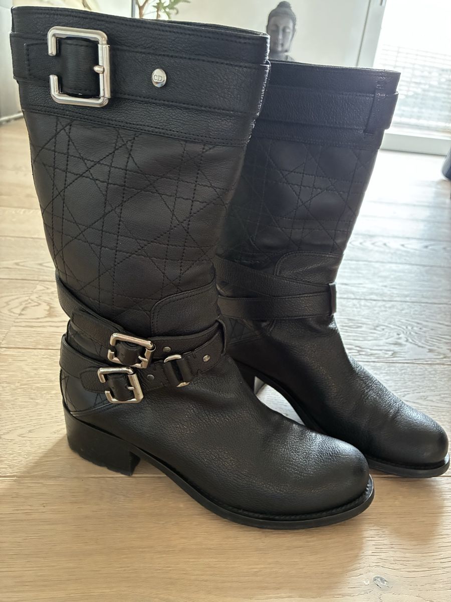 Dior Scarpe da donna: Christian Dior Cannage Stiefel – Usato da Egg b. Zürich venduto da annesui3 3