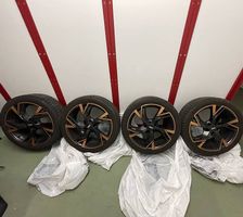 Cerchi in lega con gomme invernali 245/40 R19
