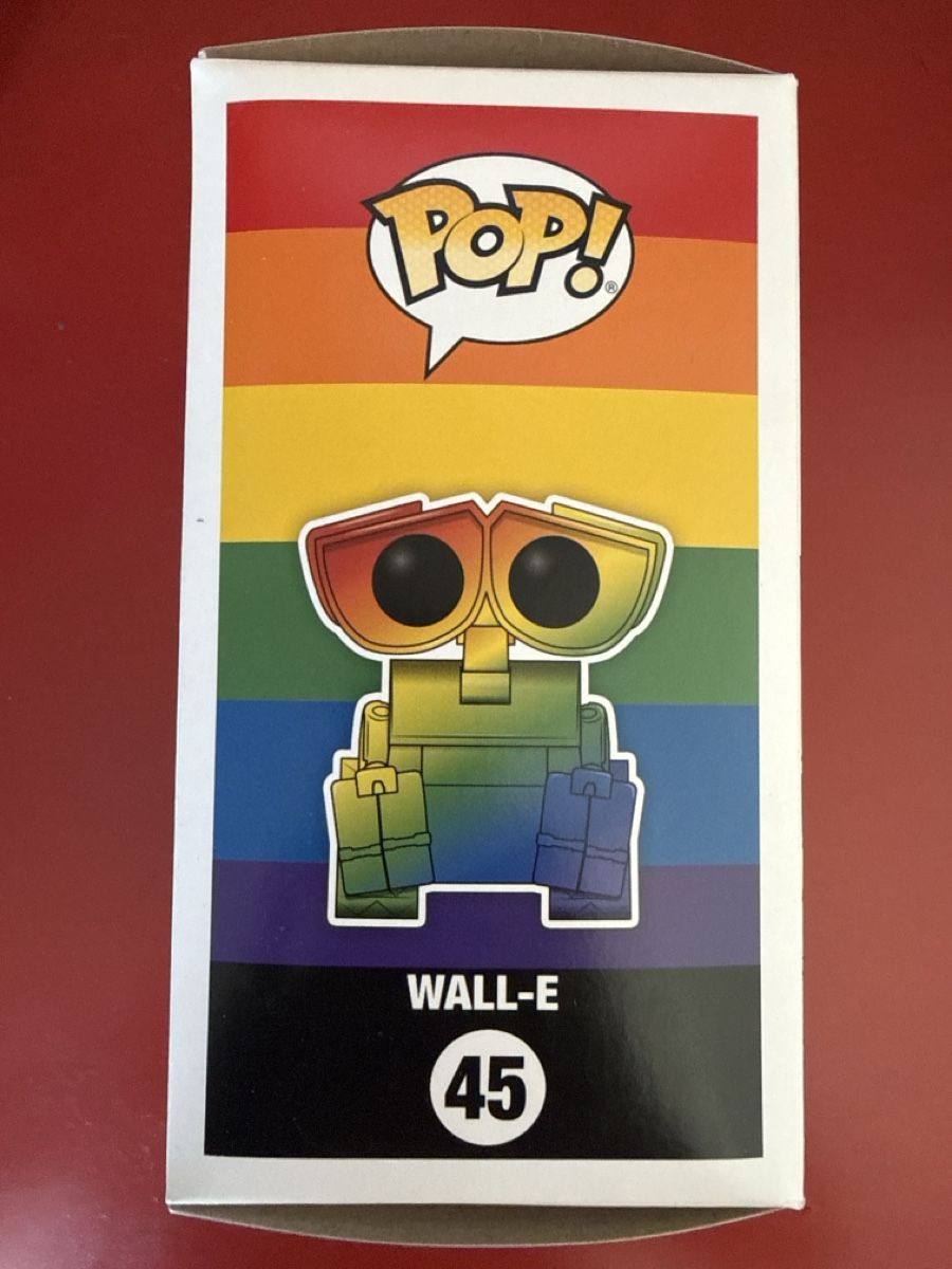 Funko Statuette: Figurine Funko Pop WALL-E 45 Rainbow Neuf – Usato da Genève venduto da fat_8jwz 2
