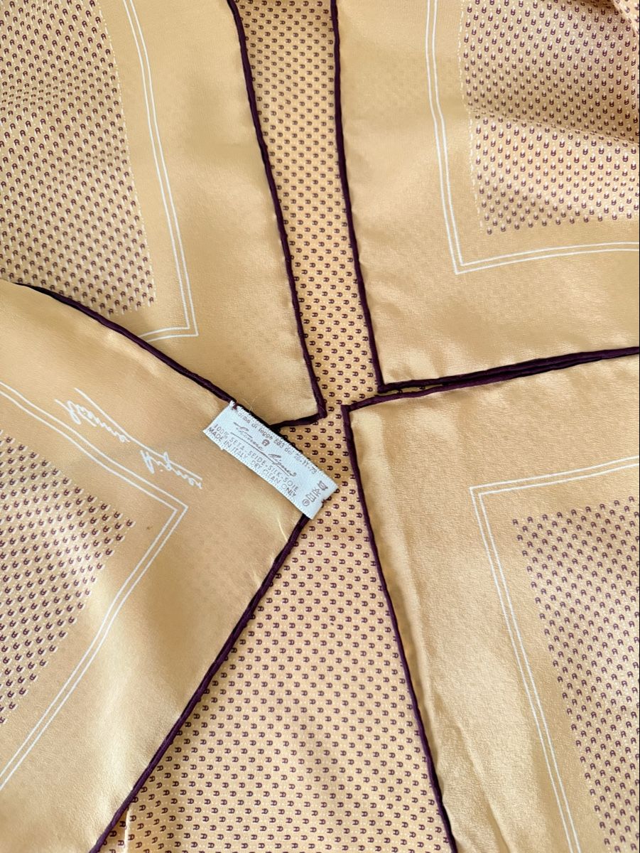 Aigner Foulard & Sciarpe: Vintage Etienne Aigner Silk Scarf – Usato da Zollikerberg venduto da MK-13 3