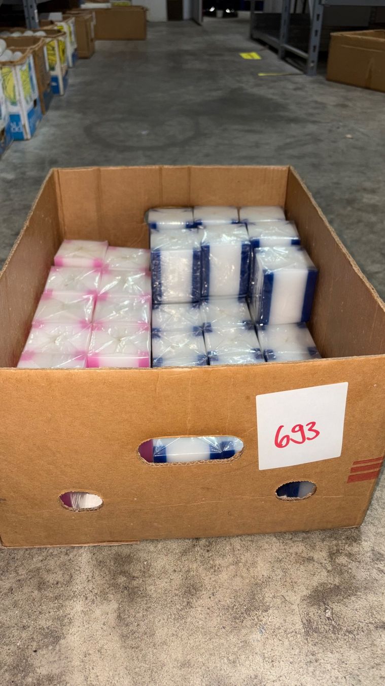 Kerzen: 693 Posten Kerzen aus Liquidation – Neu (gemäss Beschreibung) aus Derendingen von Meisterstuecke