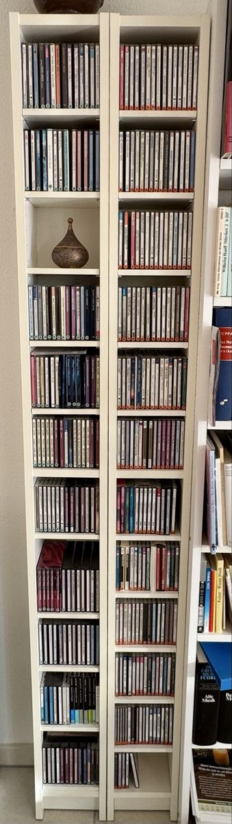 CD: CD-Sammlung mit Rack weiss – Usato da Gümligen venduto da Figorius