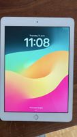 Apple iPad 6th Generation (2018) – 32 GB, Wi-Fi, Silver