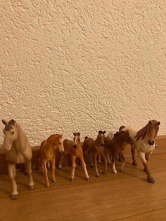 Giocattoli: Schleich Pferde brau mit Fohlen – Usato da Zürich venduto da S0D4ZH