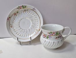 Porzellan Tasse Untertasse, Kuznetsov Russ.Kaiserl. Manufakt