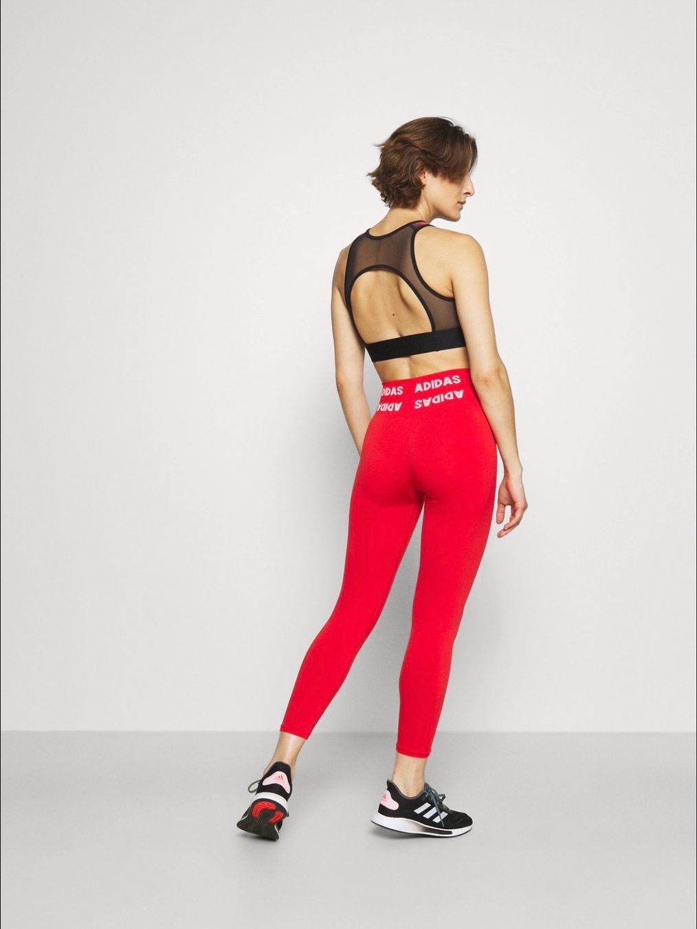 Adidas Leggings: Adidas Sportleggins – Nuovo (secondo la descrizione) da Henau venduto da martina_1998 2