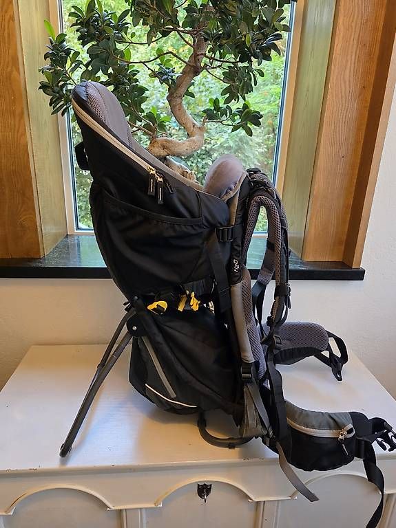 Marsupi portabebè: Deuter Kid Comfort 3 – Usato da Muri b. Bern venduto da Elviz13