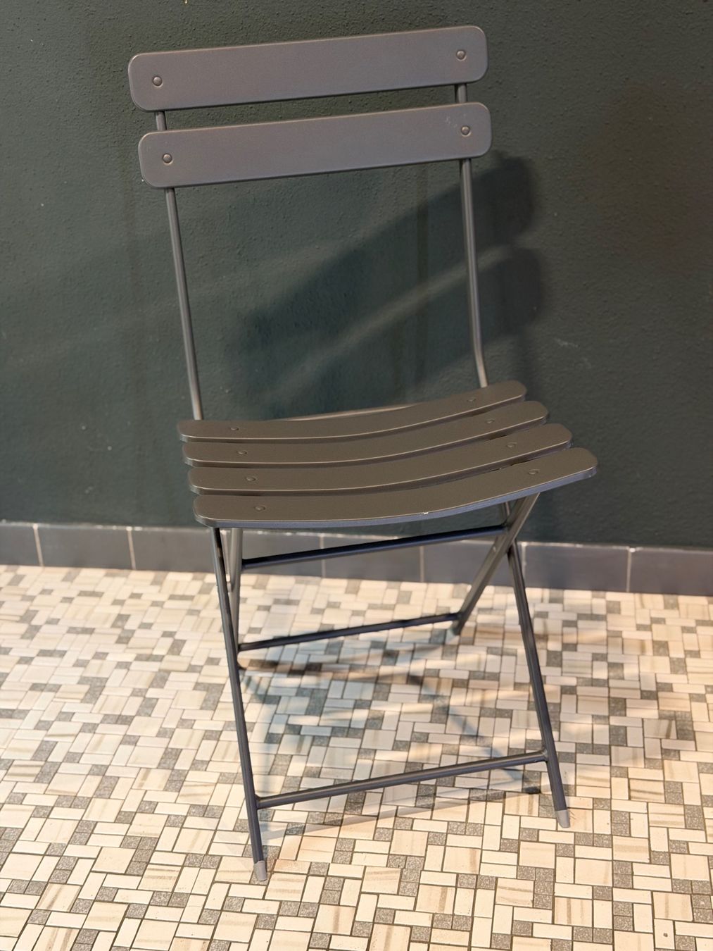 Livique Sedie: Gartenstuhl Grau Stahl 60 cm Klappbar – Usato da Hausen AG venduto da eri_6ndx 1