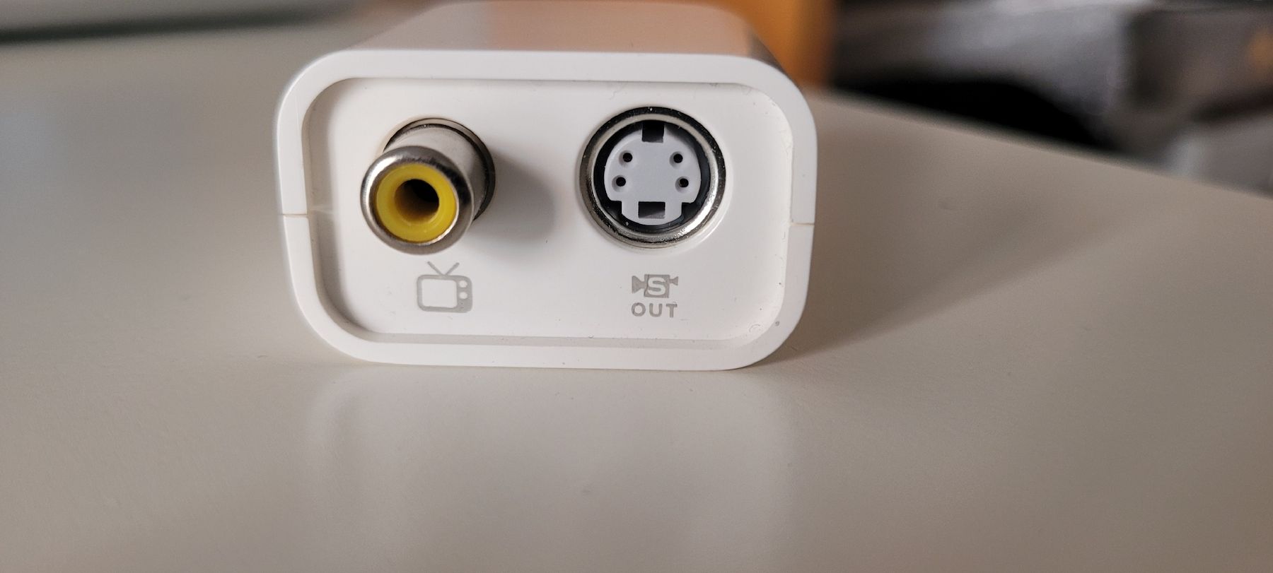 Apple Laufwerke & Adapter: Adapter S-Video Composite to HDMI unused condition – Neu (gemäss Beschreibung) aus La Tour-de-Peilz von MrSputs 1