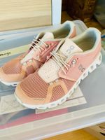 Turn-/Laufschuhe ON rosé Grösse 40