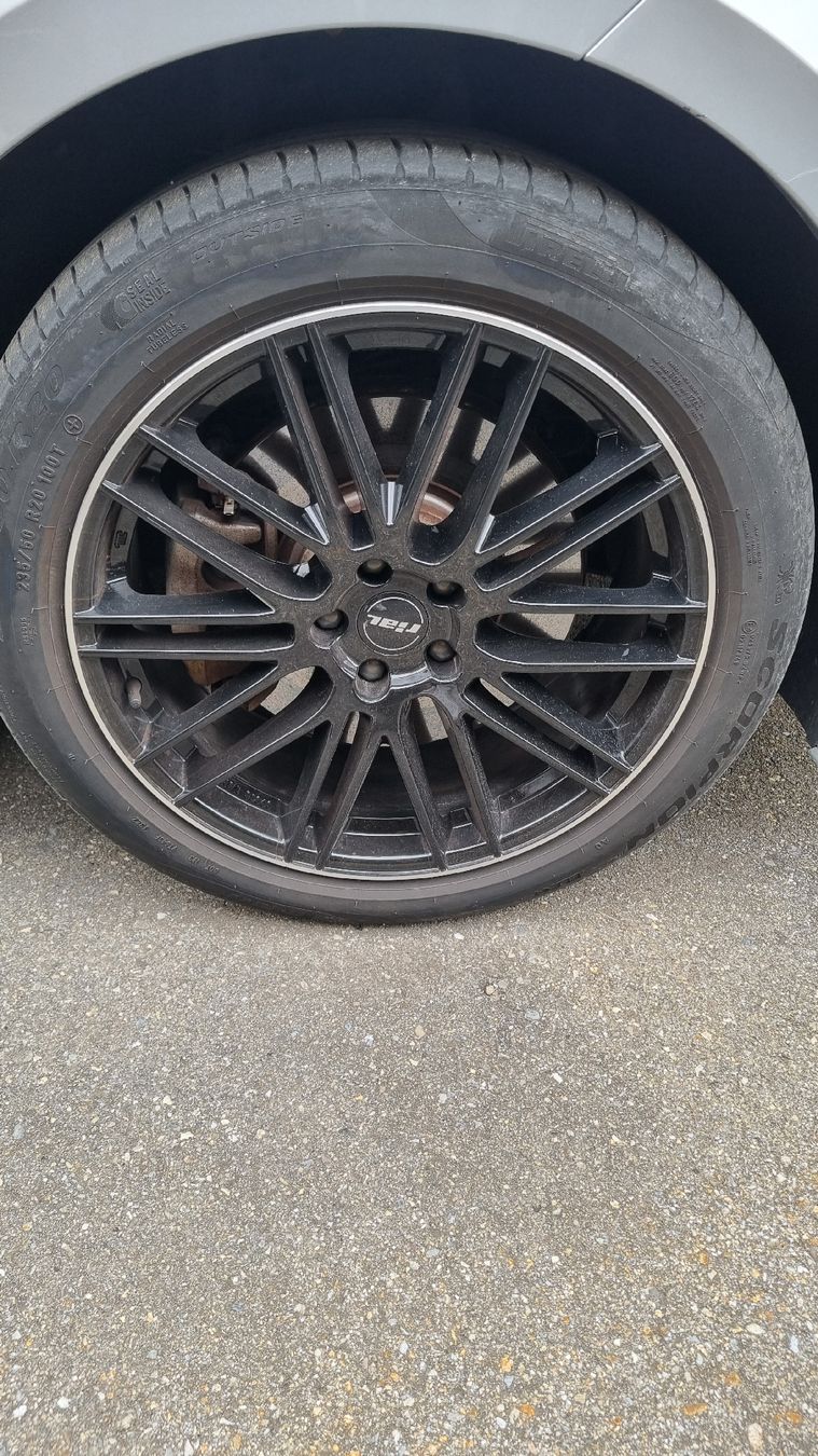 Cerchioni: Felgen 20" Rial Kibo 8.5x20ET45 – Usato da Disentis/Mustér venduto da FaFubi
