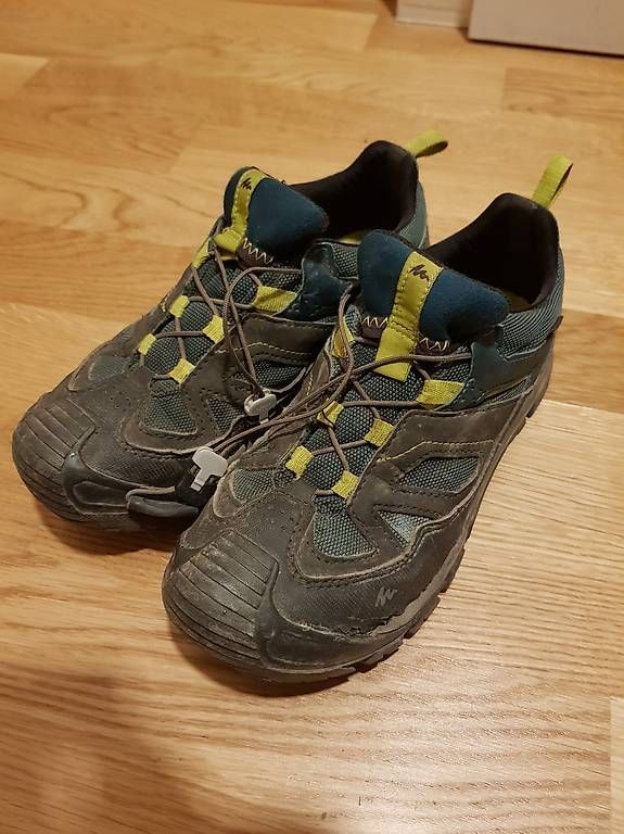 Scarpe per ragazzi: Chaussures de randonnée Quechua 35 – Usato da Lausanne venduto da Damien_Lausanne