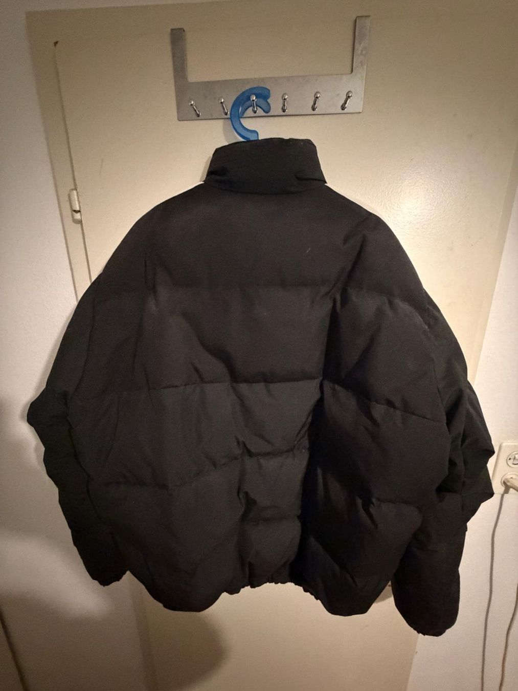 Palm Angels Jacken: Palm Angels Puffer Jacke – Gebraucht aus Aarau von 5kann 1
