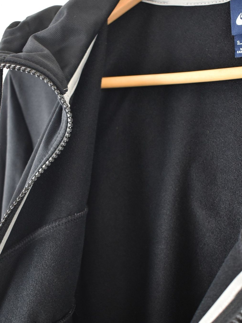 Nike Giacche: Nike Trainingsjacke Gr.S, neuwertig – Nuovo (secondo la descrizione) da Nürensdorf venduto da 2ND_STORY 4