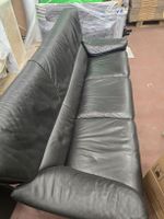 Elegante Echtleder Sofa Garnitur 3+1 mit Hocker – Schwarz