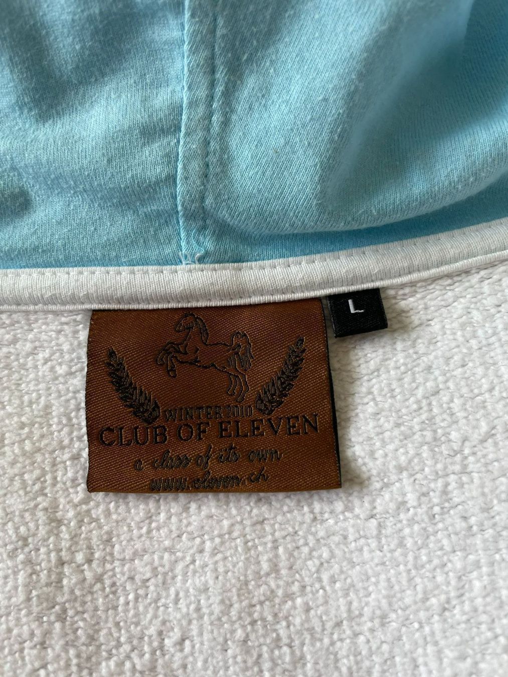 Maglioni & Felpe: Eleven Hoodie Damen – Usato da Chur venduto da adien 5