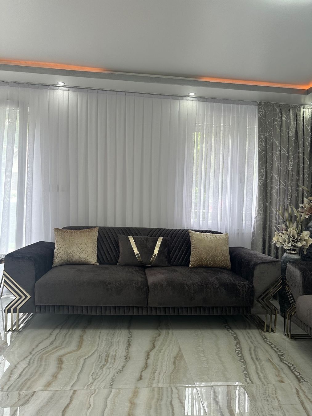 Divani: Sofa Luxe SUPER PRIX !!! – Nuovo e nell'imballaggio originale da Orpund venduto da dizi.98 4