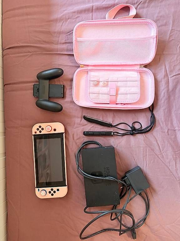 Console: Nintendo Switch – Usato da Genève venduto da mak_tdc5 1