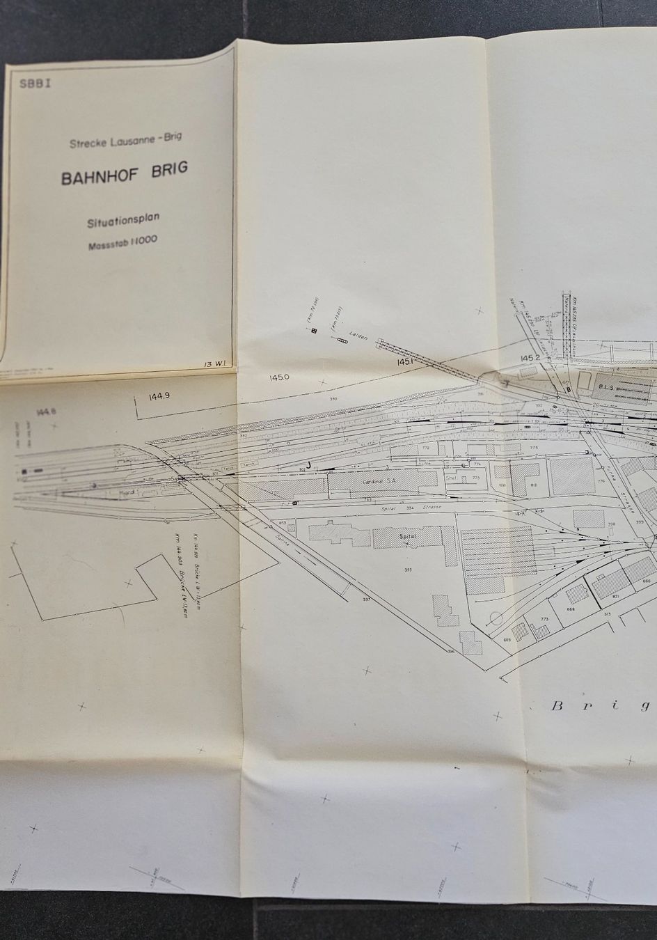 Documenti: Situationsplan Bahnhof Brig SBB Streckenplan 1:1000 – Usato da Glis venduto da dupont29 1