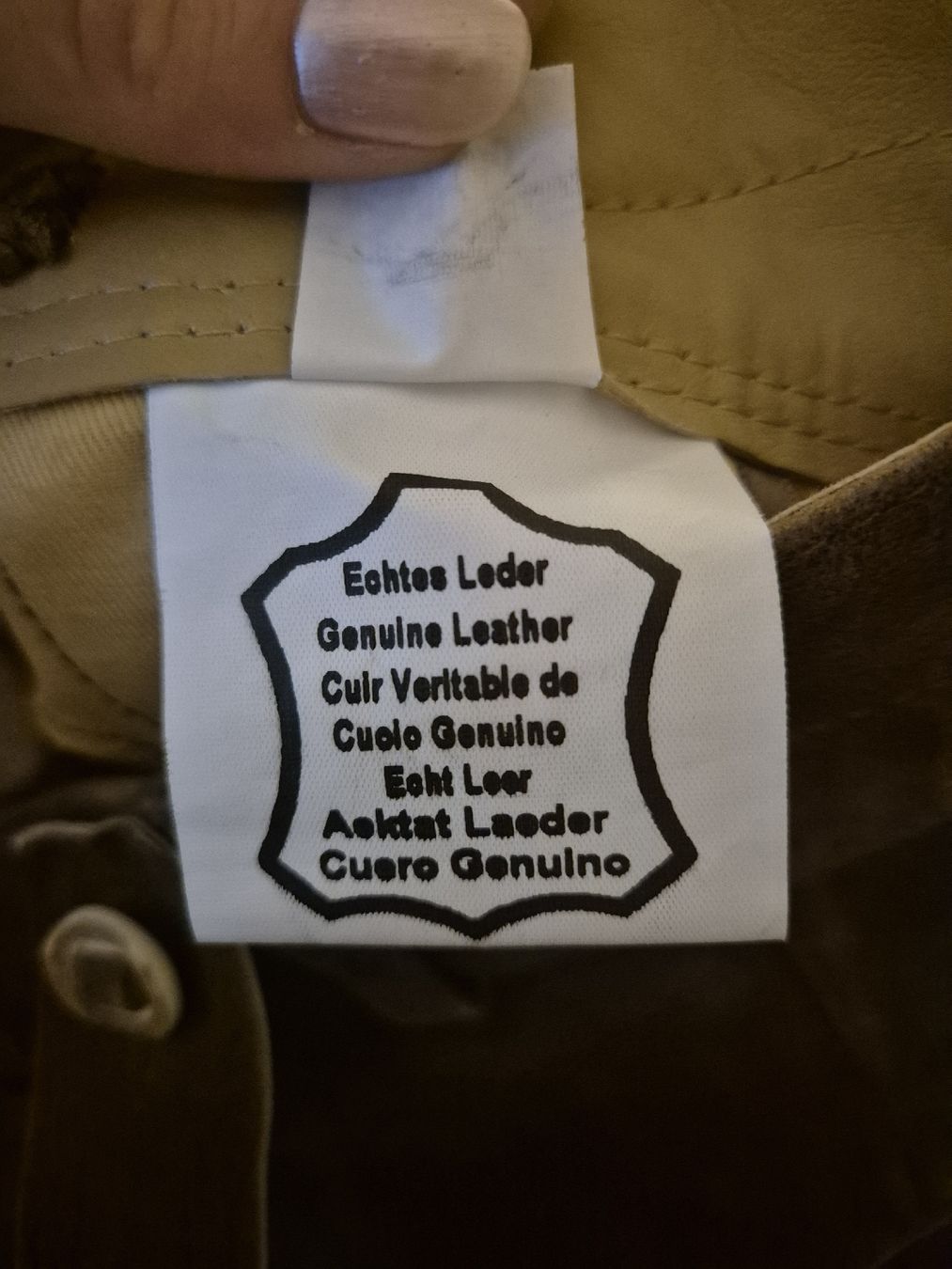 Pantaloni: Lederhose Damen Gr. 40 – Usato da Uster venduto da mel_7y2p 4